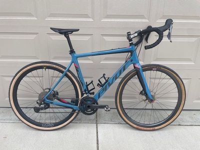 Pivot Vault (Large) w/ new carbon wheels