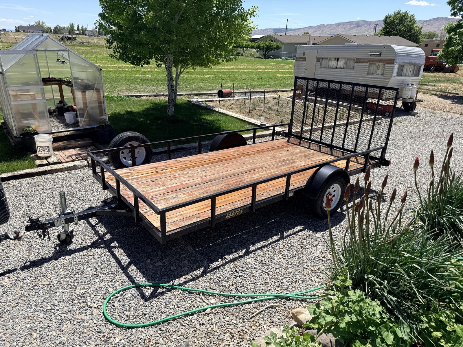 Trailer
