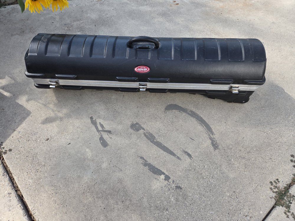 Golf club travel case SKB