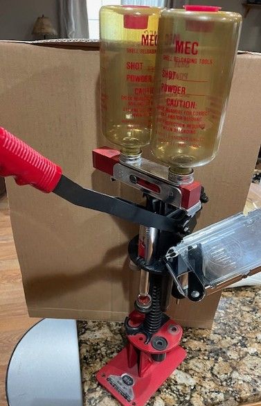 MEC 600 Jr. 12 gauge reloader