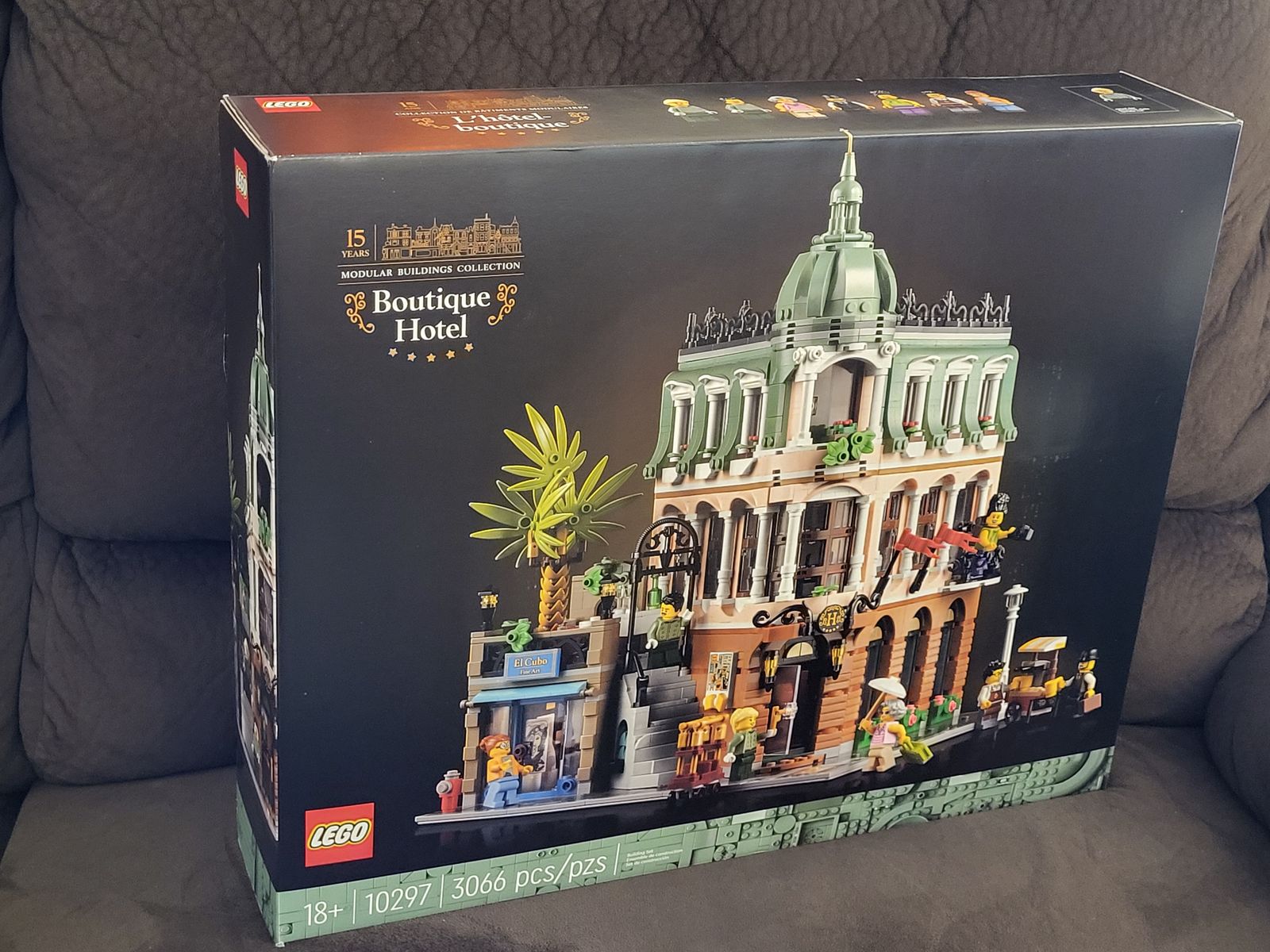 New Unopened Lego Boutique Hotel 10297