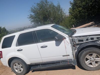 Part out 2008Ford Escape Hybrid Non-Running SUV / Parts Vehicle
