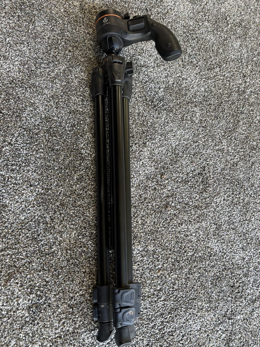 Vanguard Tripod (Espod CX 203AGH)