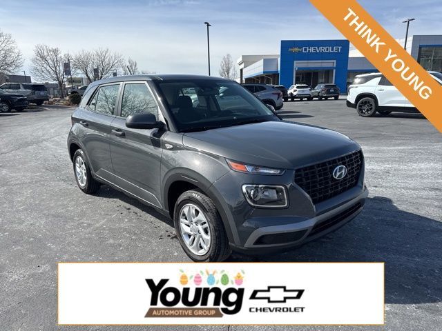 2025 Hyundai Venue SE