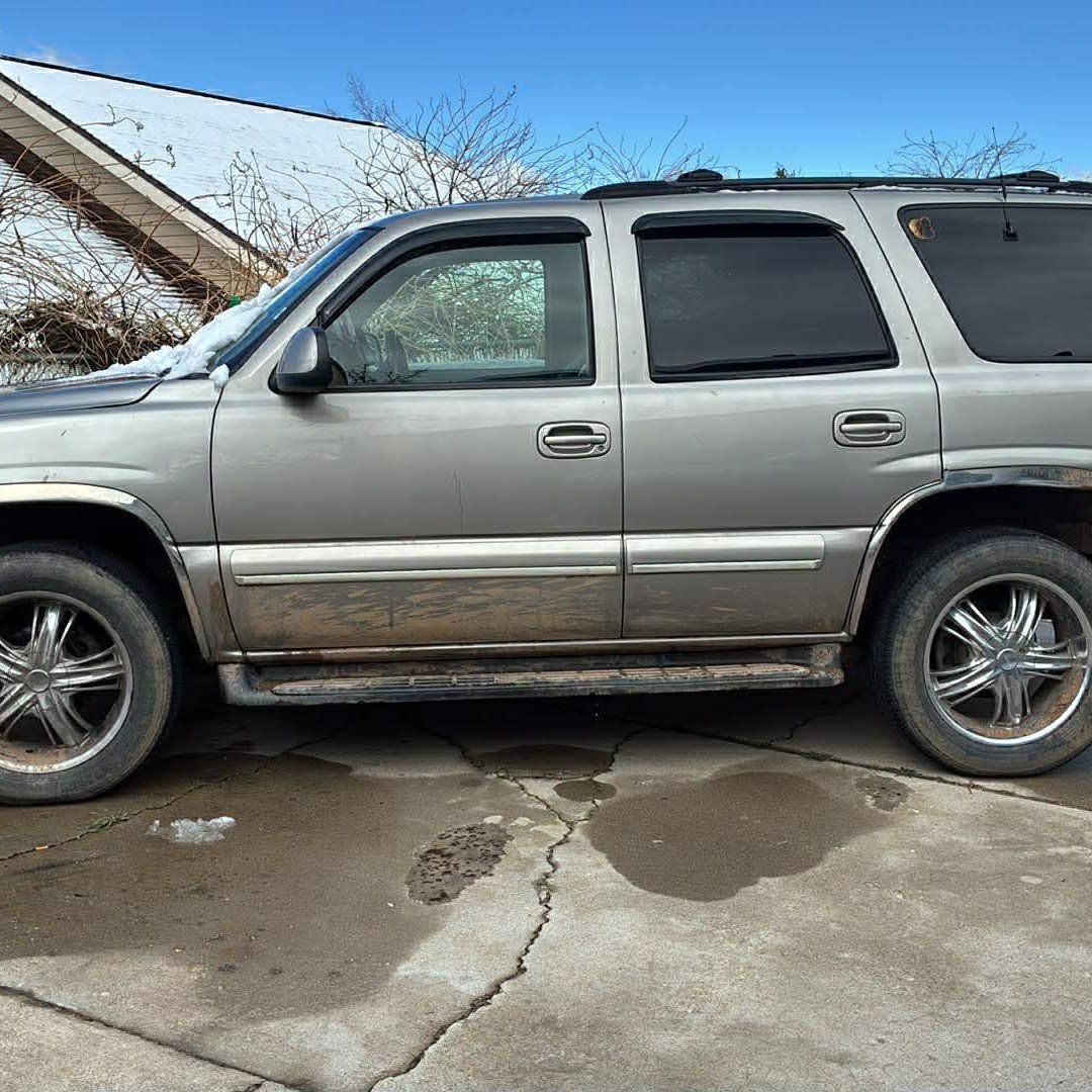 2001 CHEVROLET TAHOE