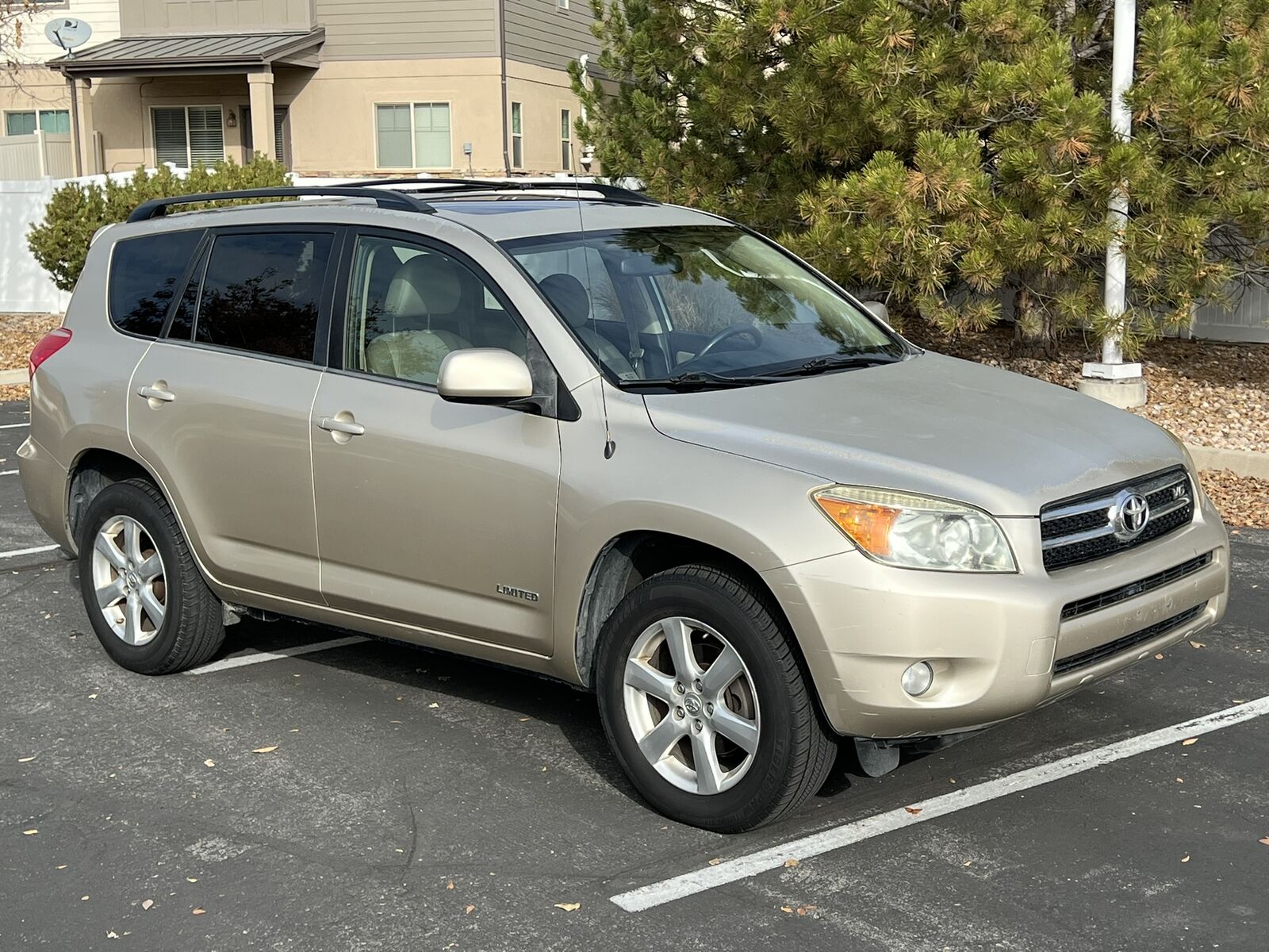 2006 TOYOTA RAV4 Limited