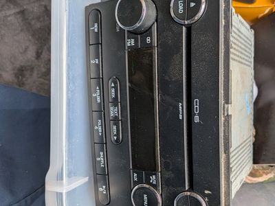 08 mercury sable stereo