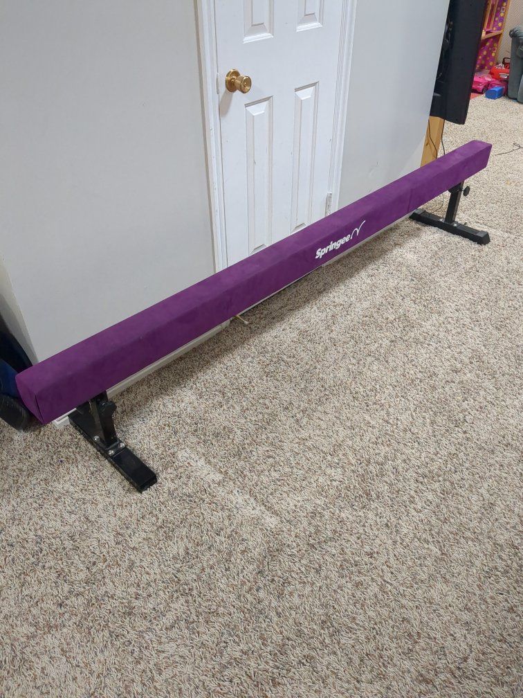 Springee Purple Gymnastics Balance Beam with Adjustable Height Stands