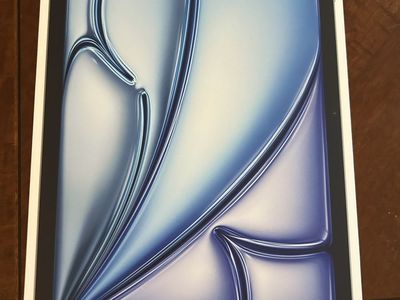Apple iPad Air 11-inch (M4) Wi-Fi 128GB - New in Box