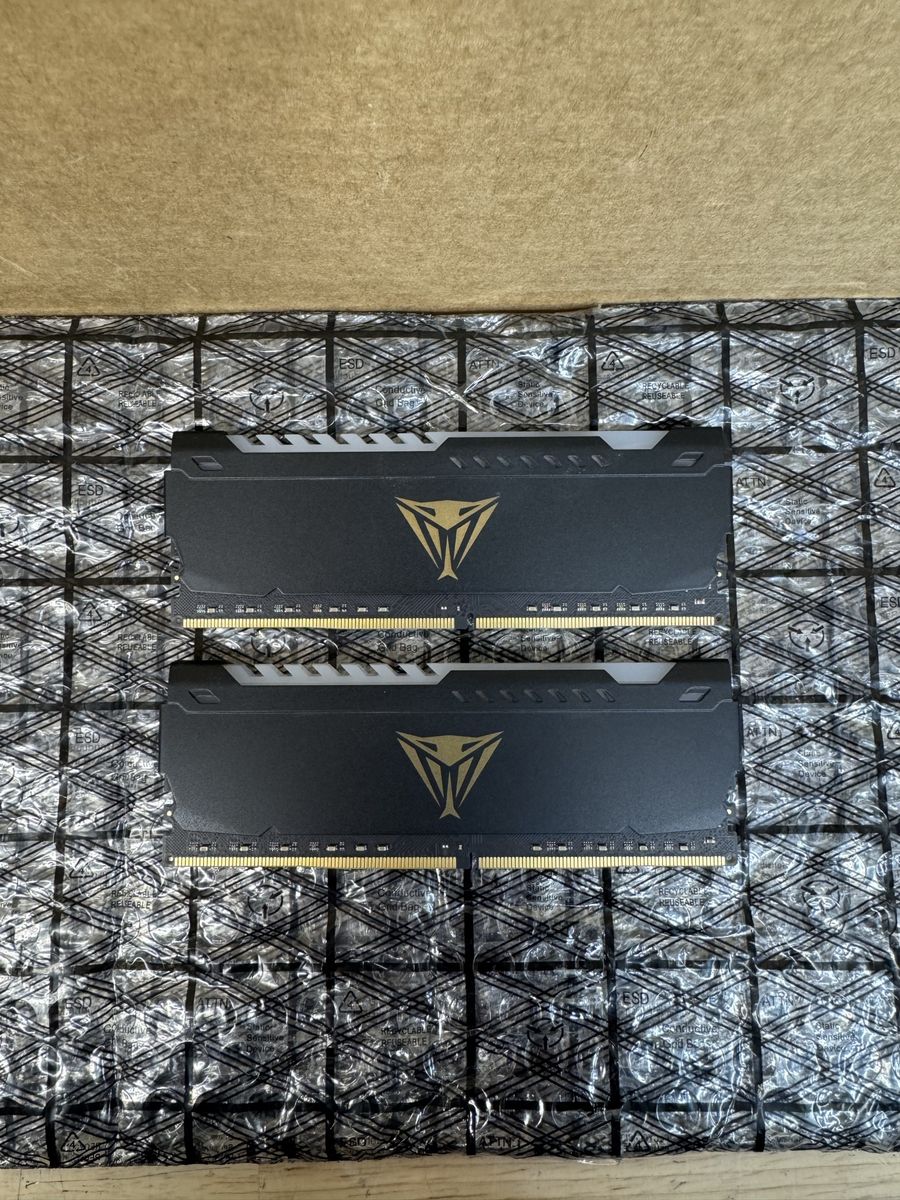 64GB (32GB x 2) DDR4 Memory Desktop