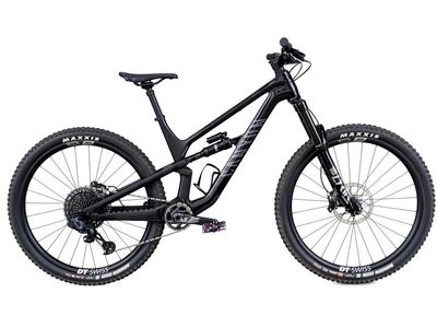 2023 Canyon Spectral 29 CF 9 – Size Large – AXS electronic wireless shifting