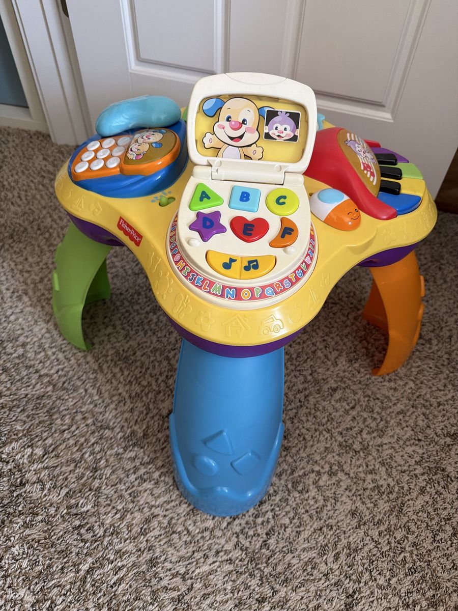 Fisher-Price Laugh & Learn Learning Workbench Musical Activity Table