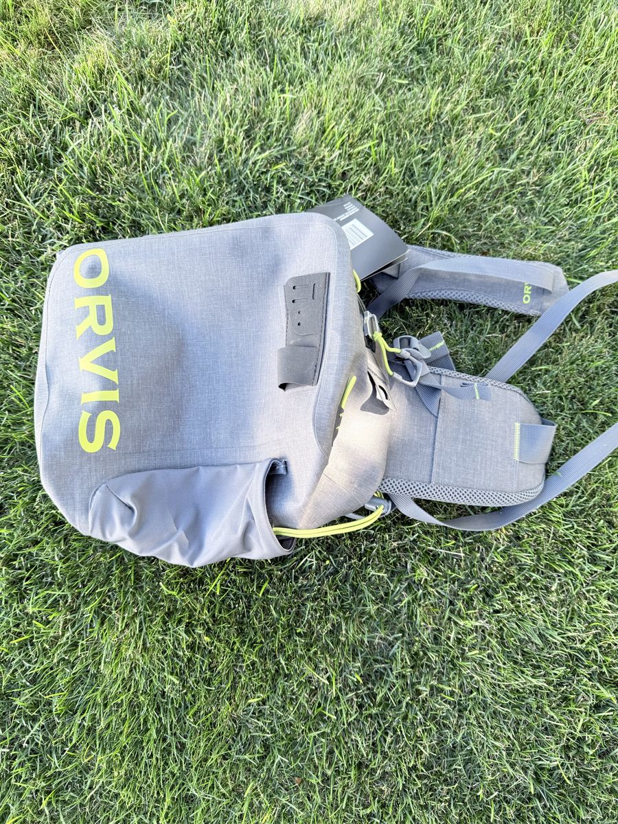Orvis Waterproof Hip Pack Grey