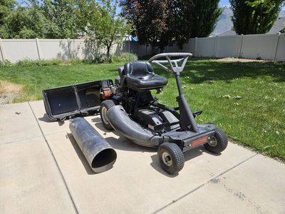 Craftsman Riding Lawnmower (Snapper Hi-vac)