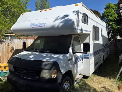 1996 Ford E450 Ultrasport RV, LOW MILEAGE