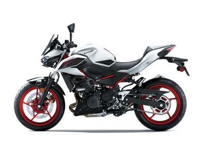 2026 Kawasaki Z500 SE ABS CA Pearl Blizzard White/