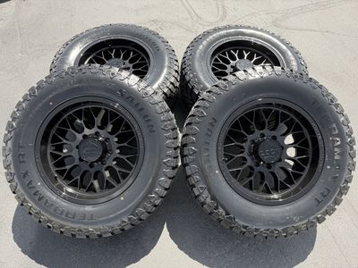New Black Arena Rampage 37x12.50r20 RT 8x170 F350