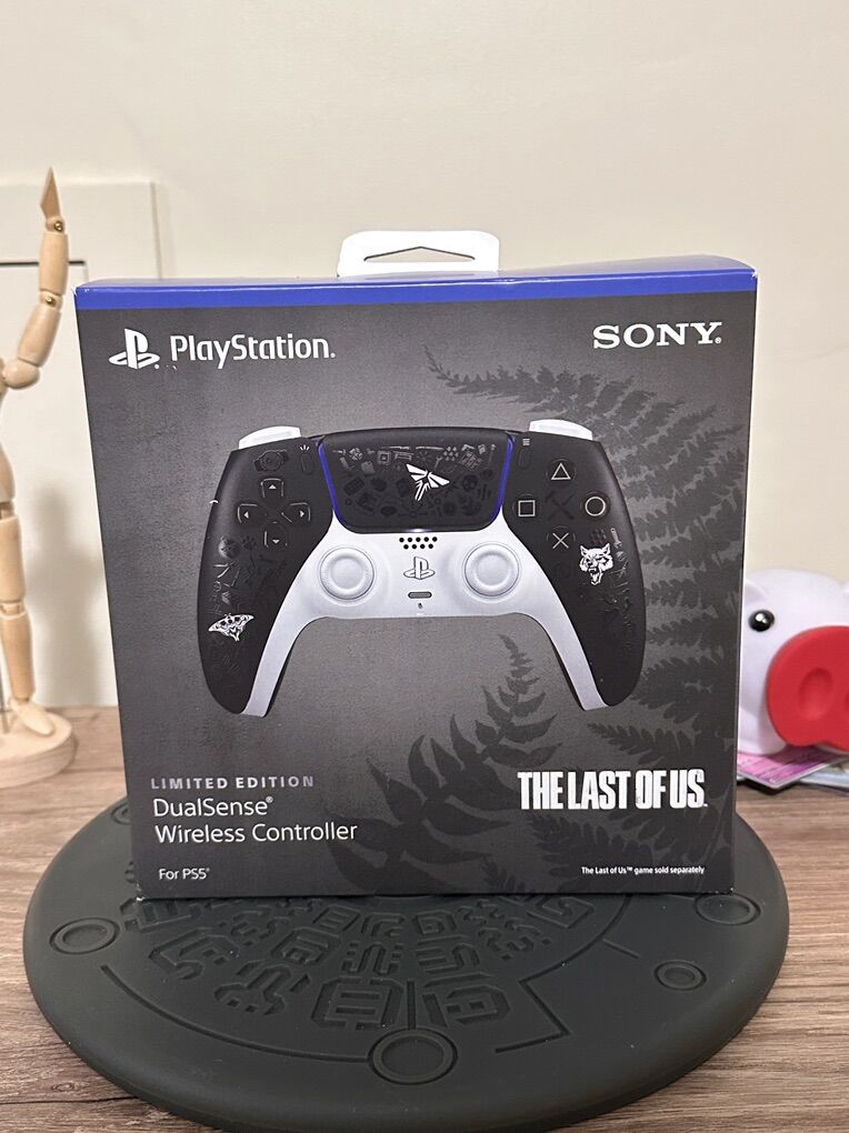 PS5 Controller - The Last of Us™ Limited Edition