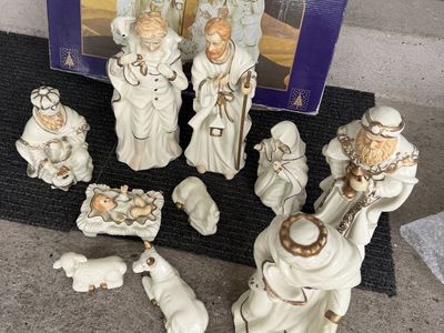 Vintage Christmas Nativity Set - 12 Piece Ceramic Figurine Collectible Decor - 11-inch Tall