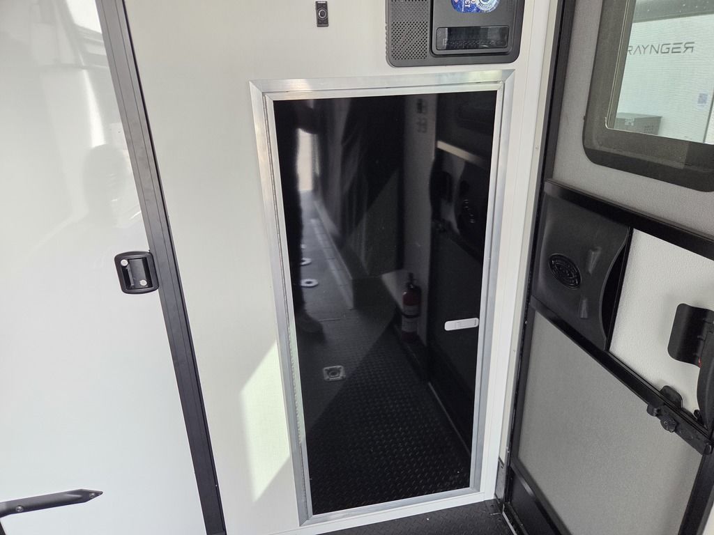 Main image 49