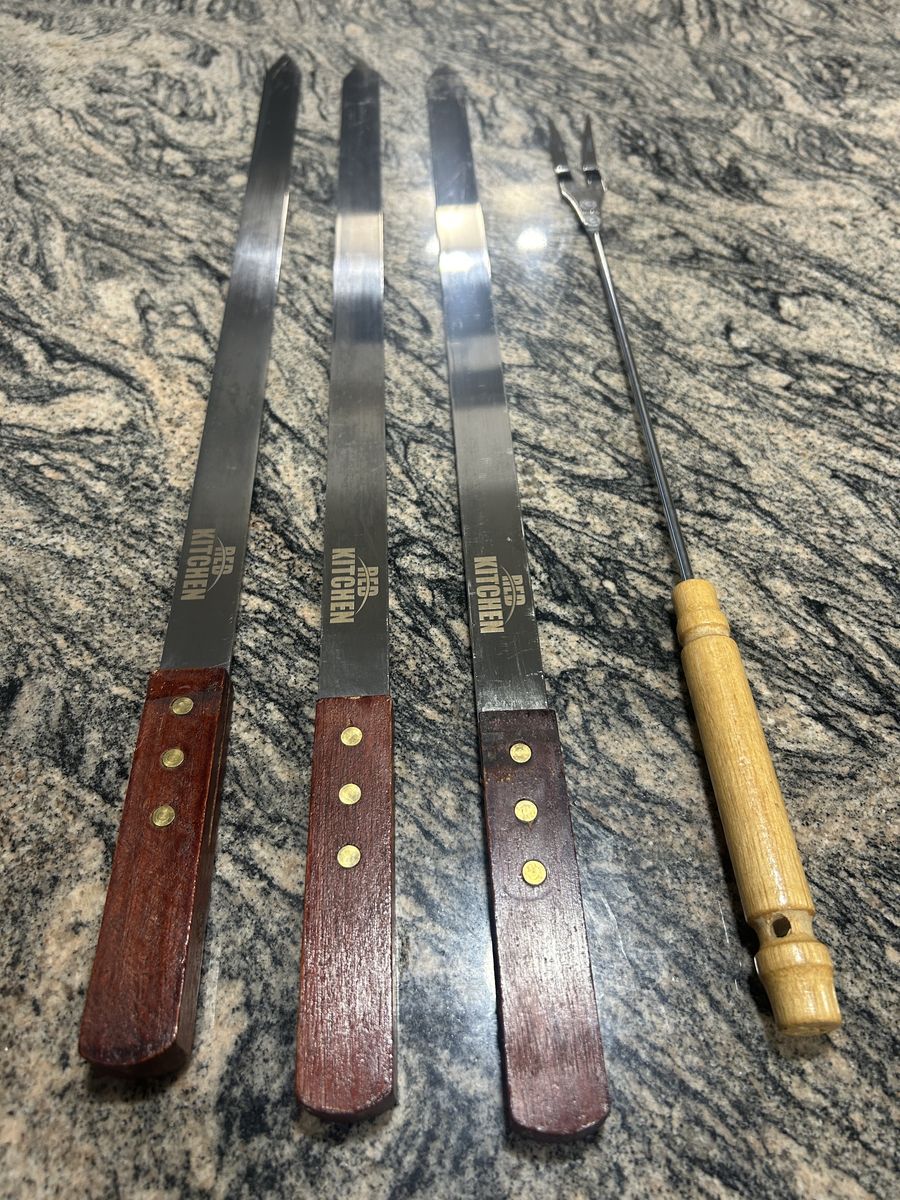 S/S Grilling Skewers w/wood handles & Fork