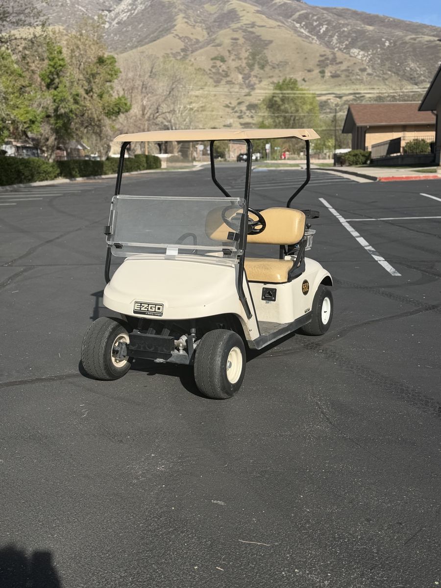 2020 EZGO Electric Golf Cart Txt