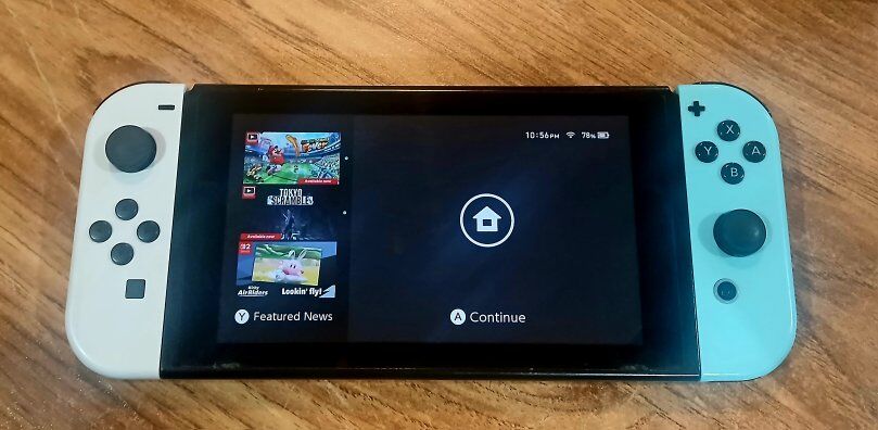 Nintendo Switch OLED w/Dock – Great Condition