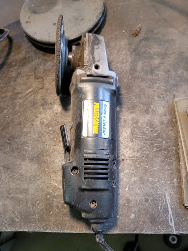 black and decker professional tool