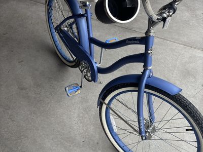 Huffy Cranbrook Cruiser Bike - Blue, Adult Size, Comfortable Saddle, Cup Holder