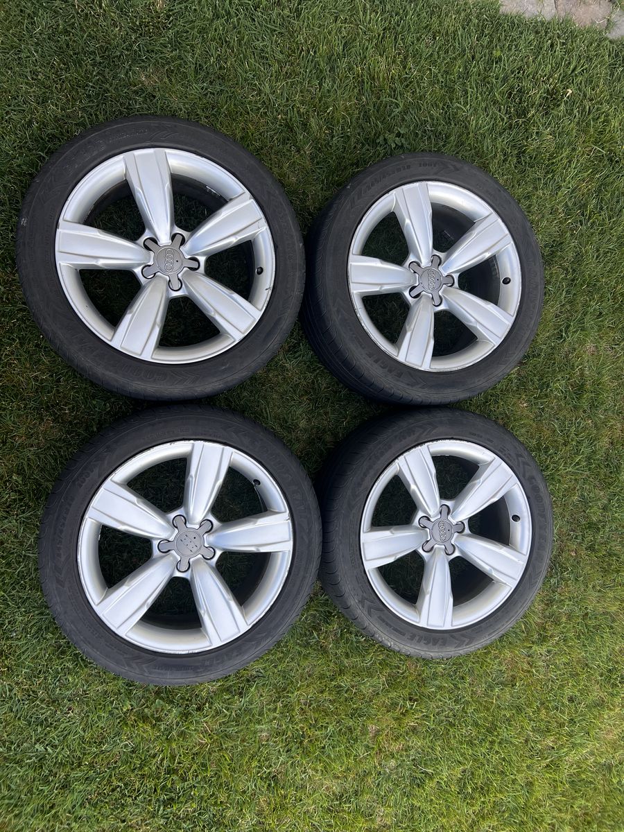 Audi 18x8 5 Spoke Wheels and 245/45/18 Tires
