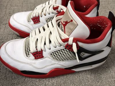 Jordan 4 fire red size 11.5