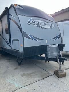 Used 2015 Dutchmen Aerolite Camper 282DBHS