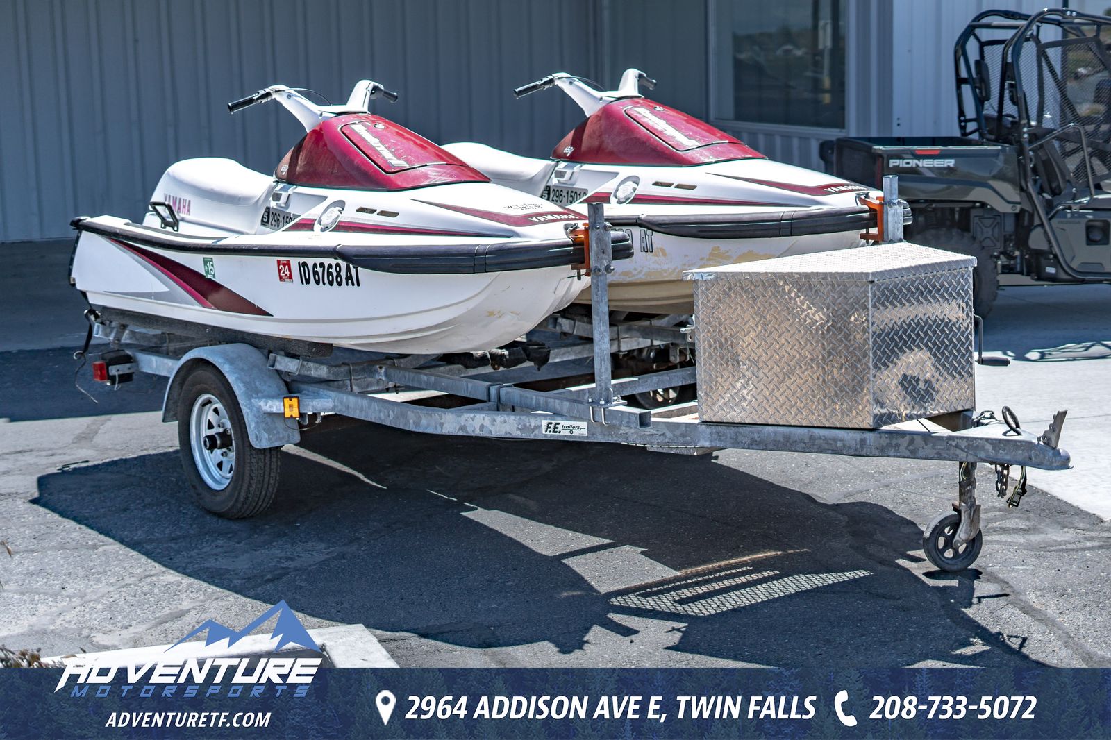 1992 Yamaha Wave Runner 3 650  - 2 plus trailer!