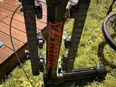 Yakima swing hitch rack