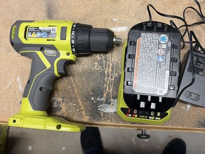 New Ryobi 1/2 Drill/driver Kit
