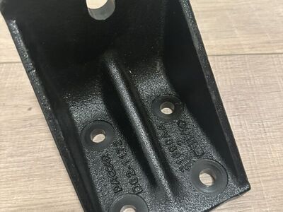 Paccar D62-1172 Big Rig Engine Mount