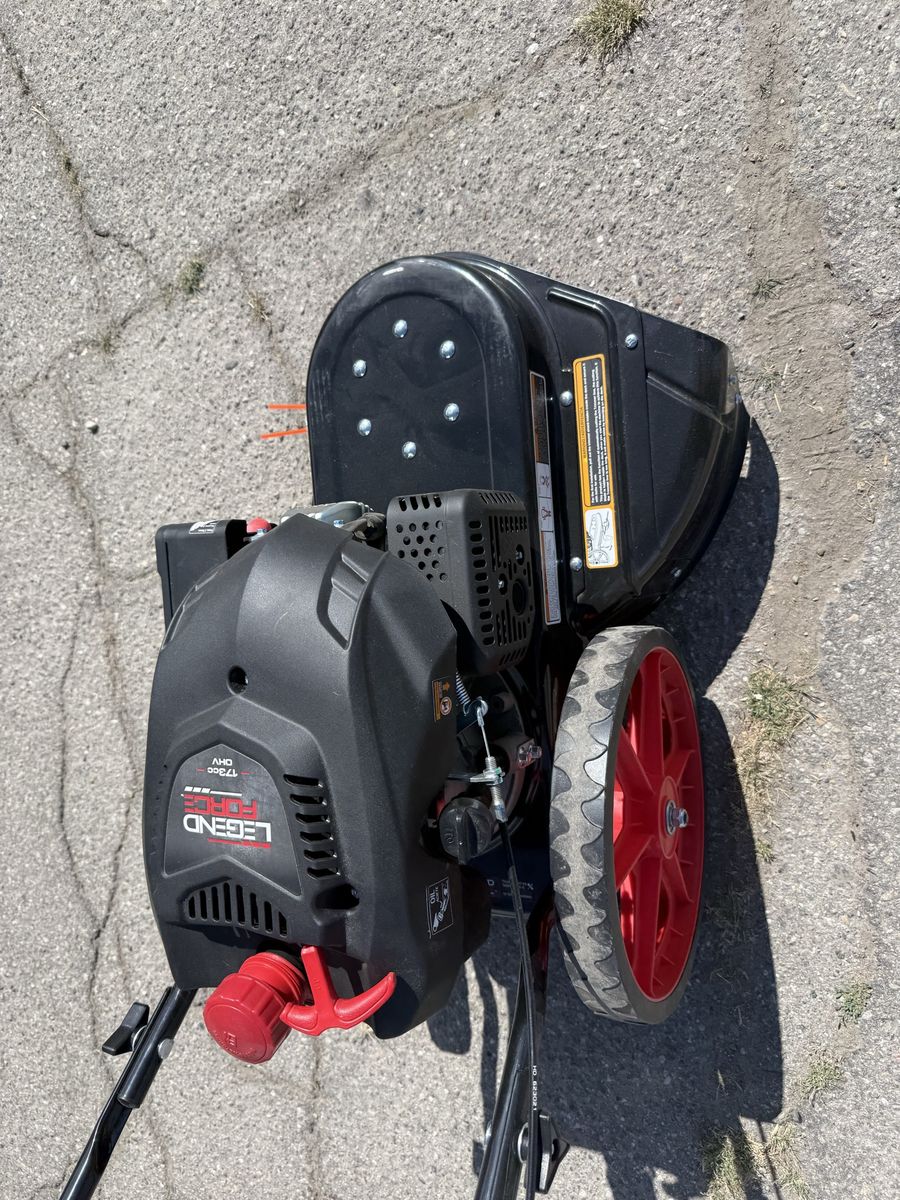 Main image 3