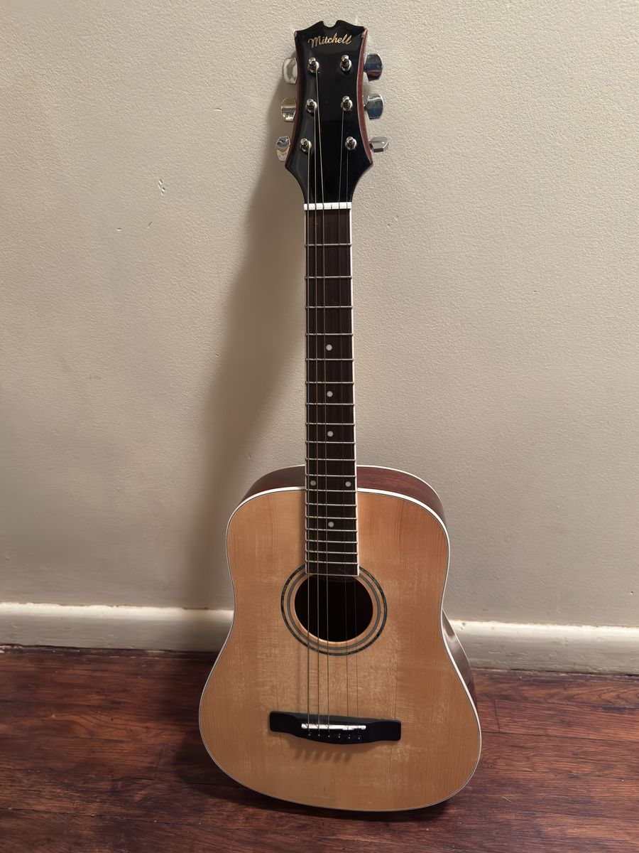 Mitchell Acoustic 3/4 Size Guitar MOJ-10