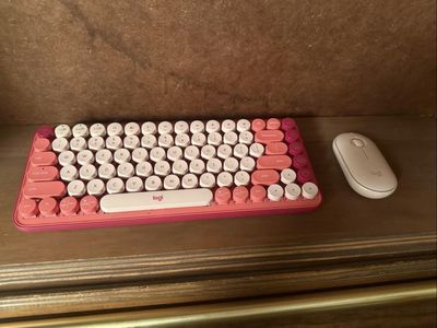 Logitech Popkeys and pebble mouse