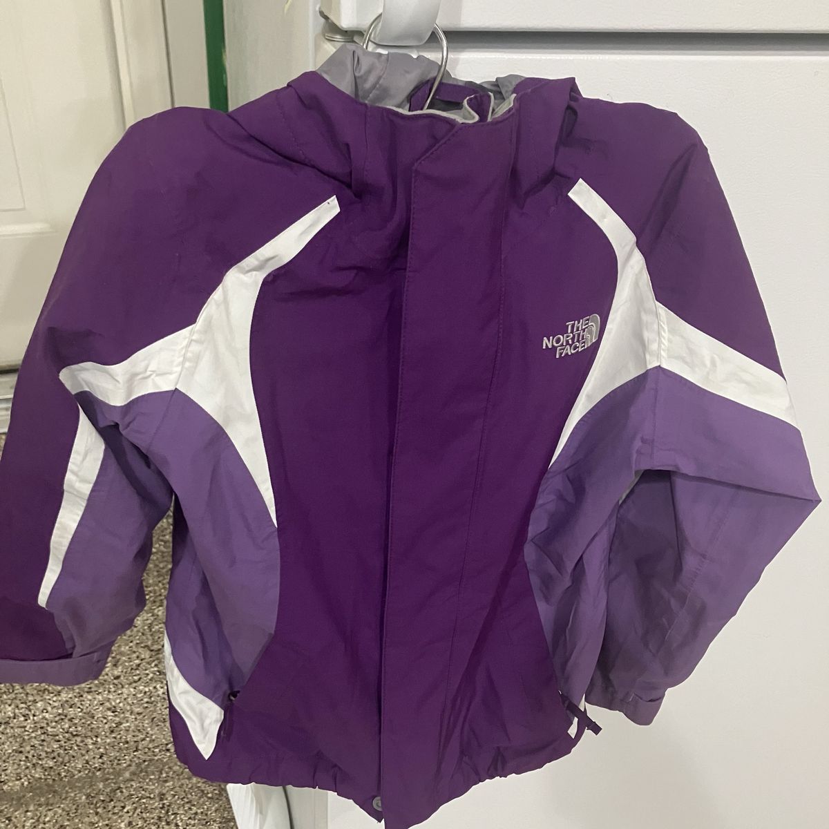 The North Face Girls Purple Hooded Jacket Size Small (7/8)