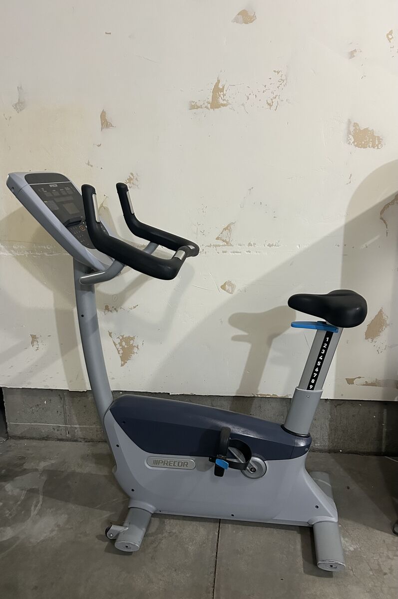 Precor Upright Bike 800 Series