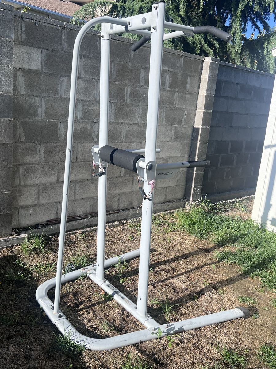 Bowflex station