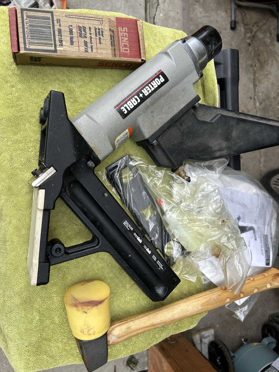 PORTER-CABLE Pneumatic Flooring Cleat Nailer & Senco RW21BPE Cleats - UsedGood