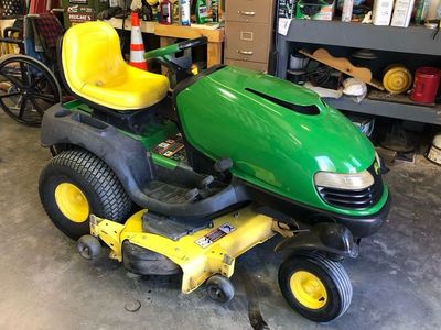 John Deere SST18 Spin-Steer Lawn Tractor with 48" deck ZERO TURN