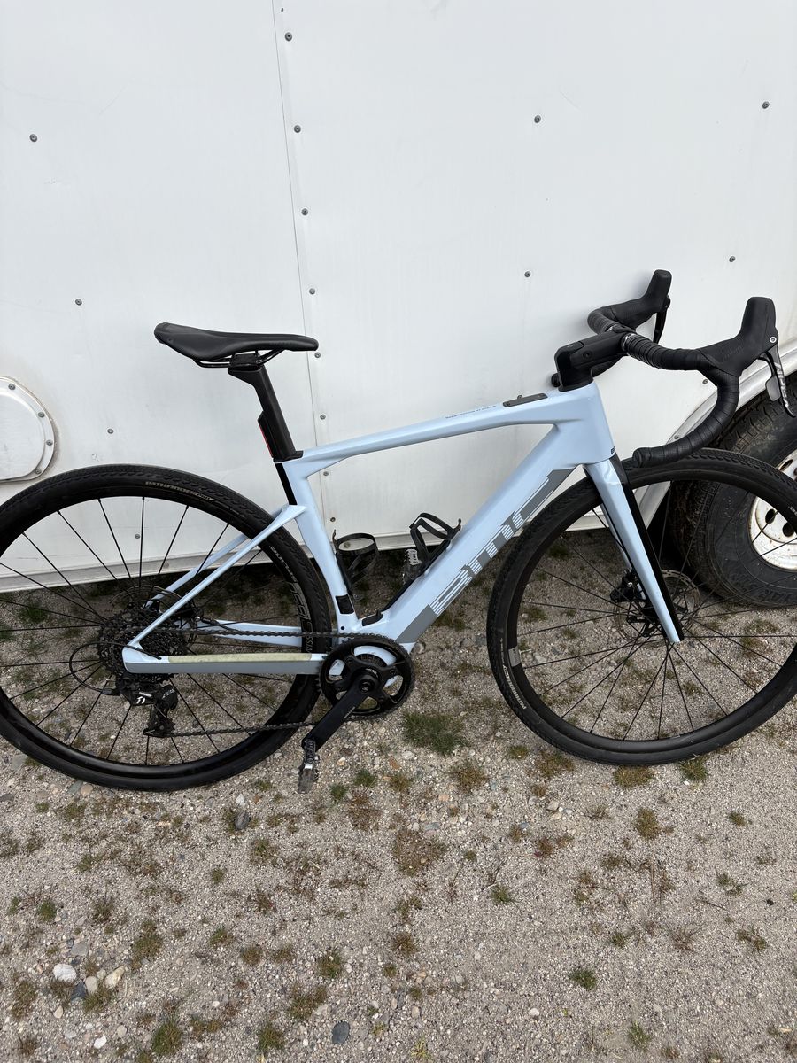 51 CM BMC ROADMACHINE AMP01 E-bike