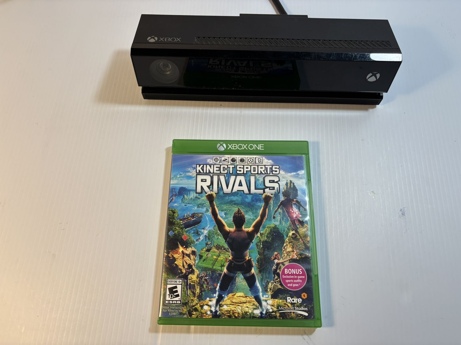 Xbox One Kinect sensor + game