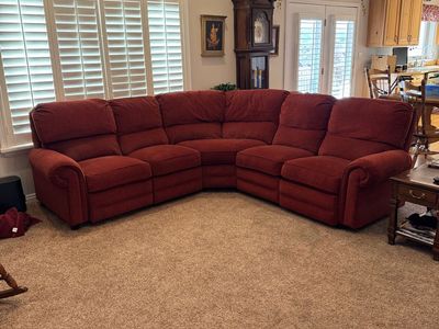 Beautiful Bassett Red Sectional Couch Well Made $350