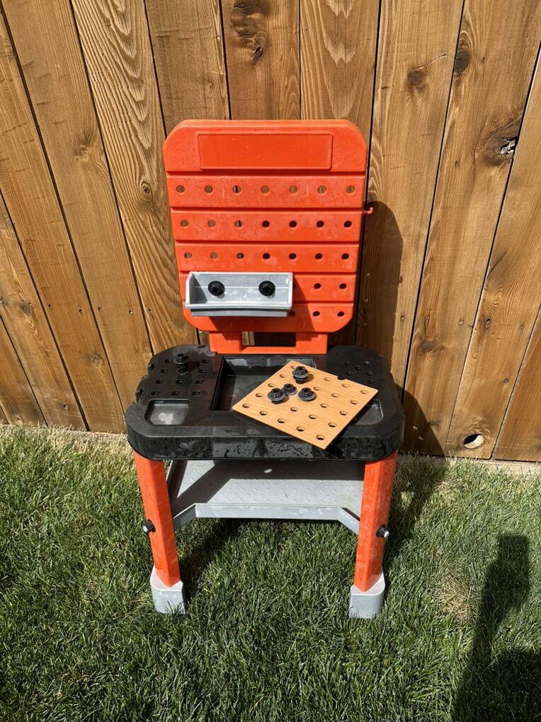 Black & Decker Kids Work Bench