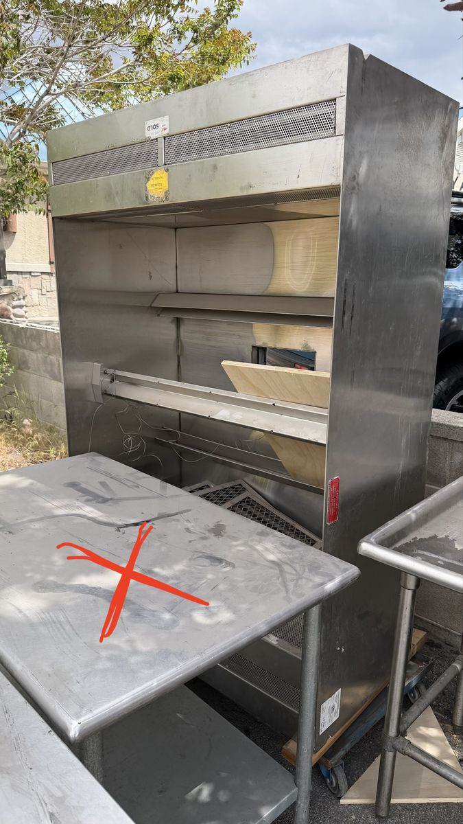 Main image 6