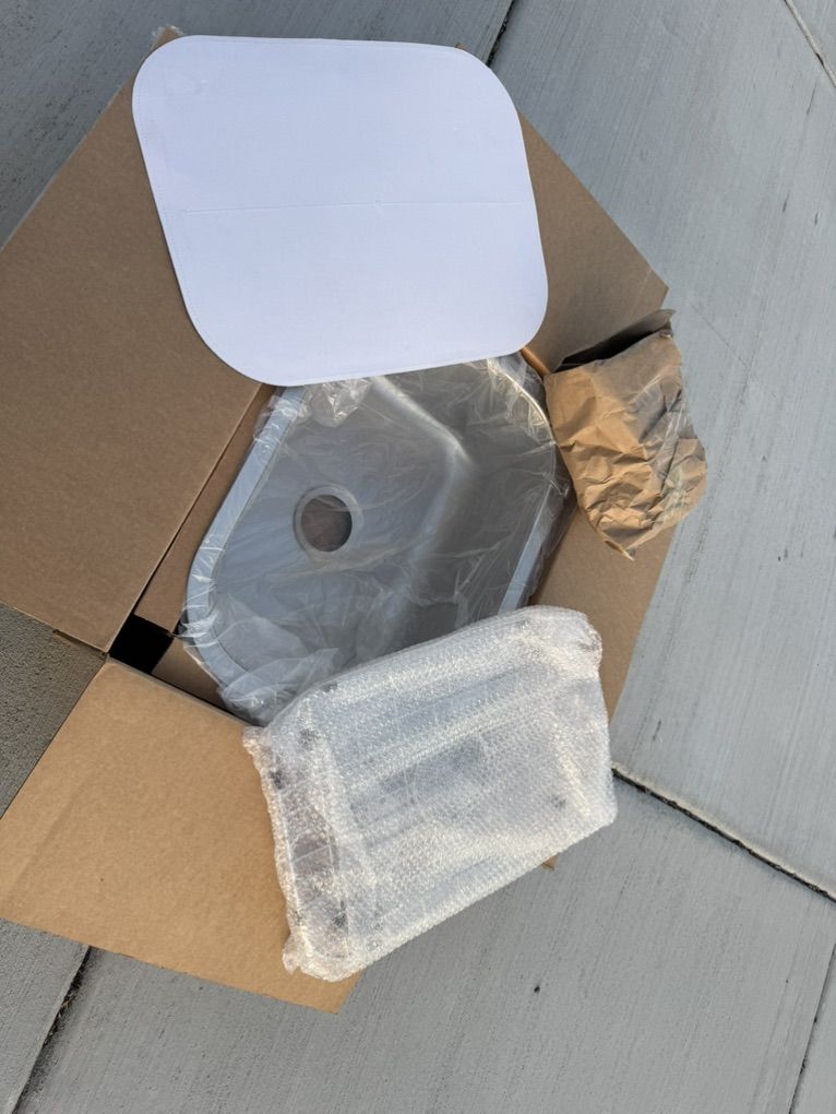 23 X 18 Stainless Steel Sink